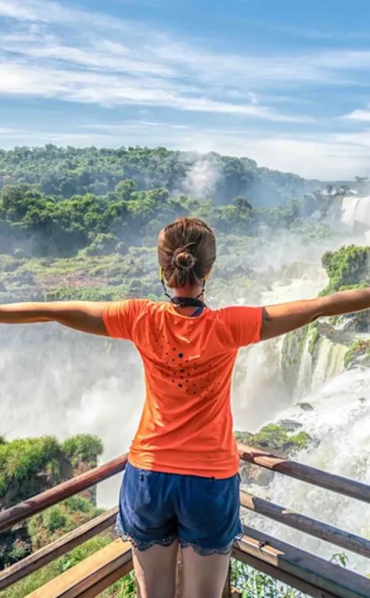 Tourists visiting Iguazu Falls | Machupicchu Peru Trip